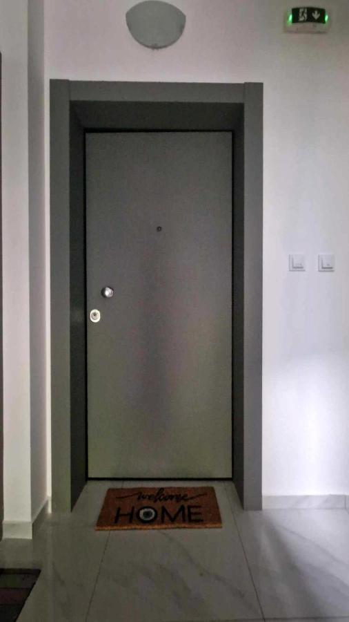 Apartamento Vv Cosy Host 2 Larissa Exterior foto